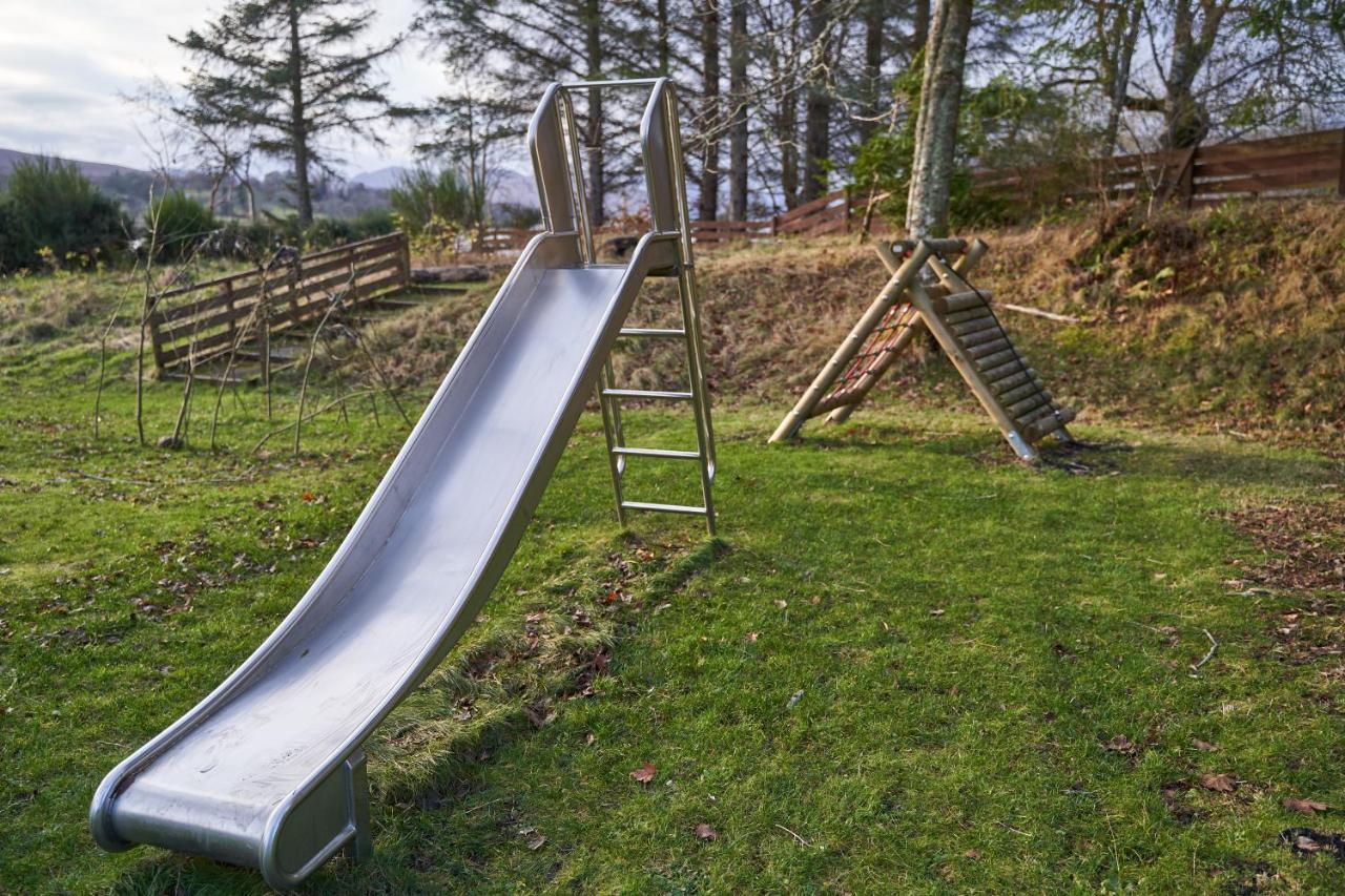 Linnhe Lochside Holidays Corpach Exterior photo