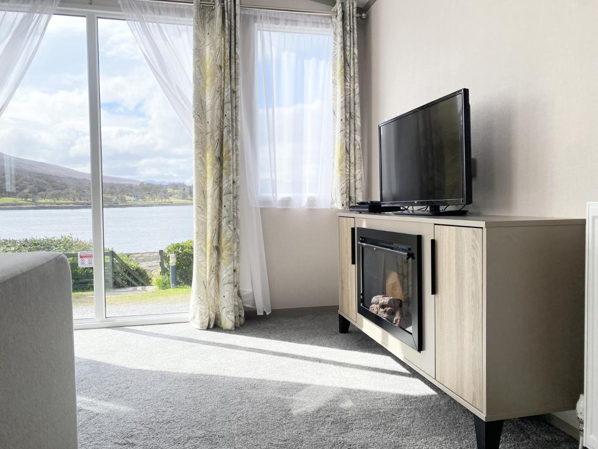 Linnhe Lochside Holidays Corpach Room photo