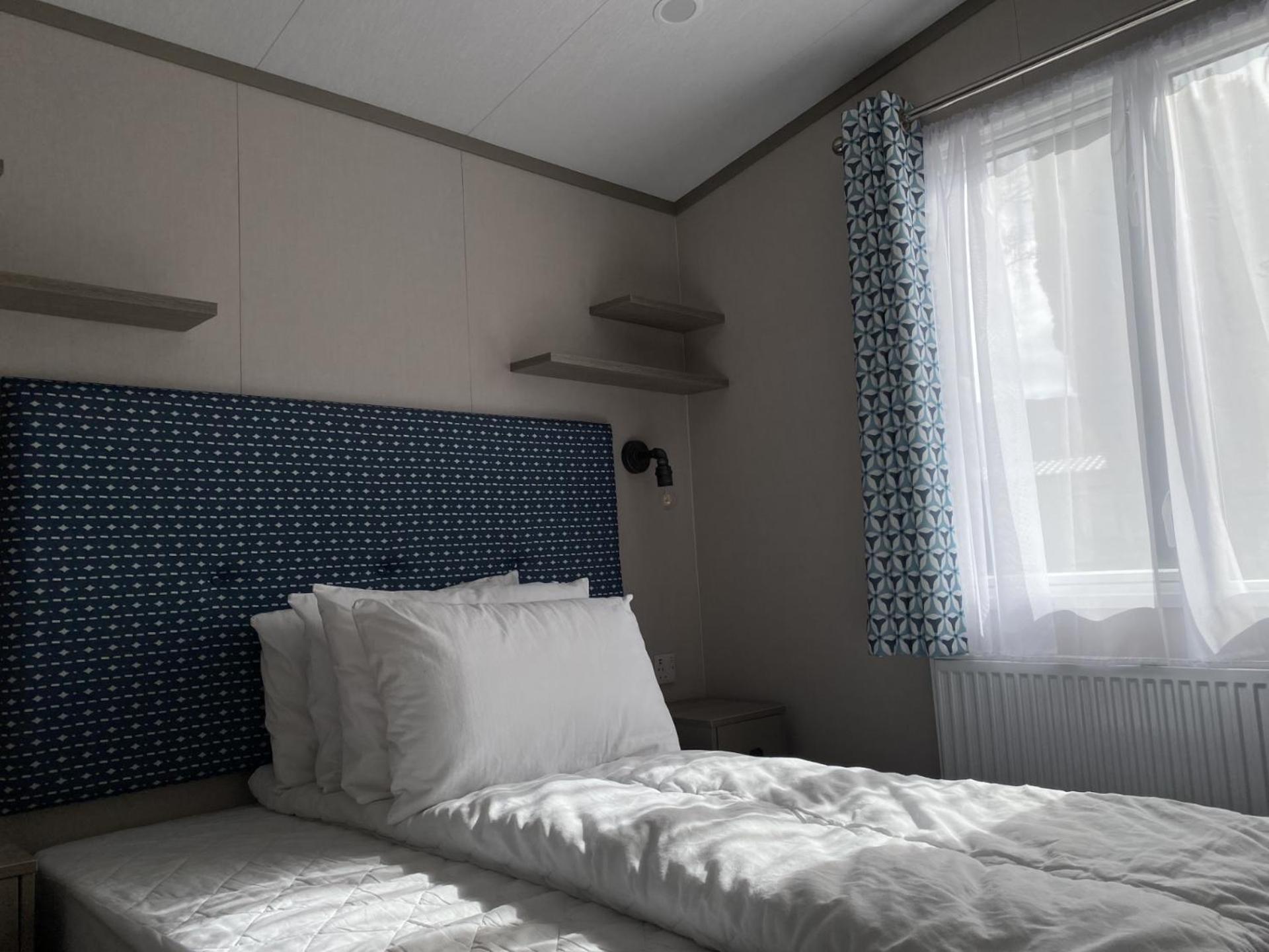 Linnhe Lochside Holidays Corpach Room photo