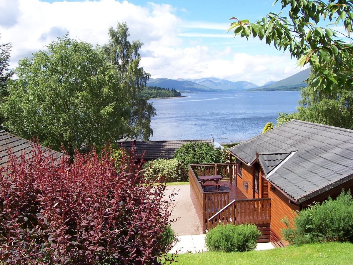 Linnhe Lochside Holidays Corpach Exterior photo